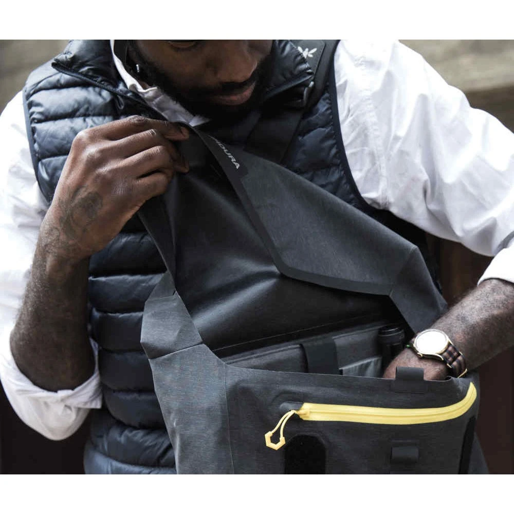 APIDURA City Messenger Bag 13" - Image 4