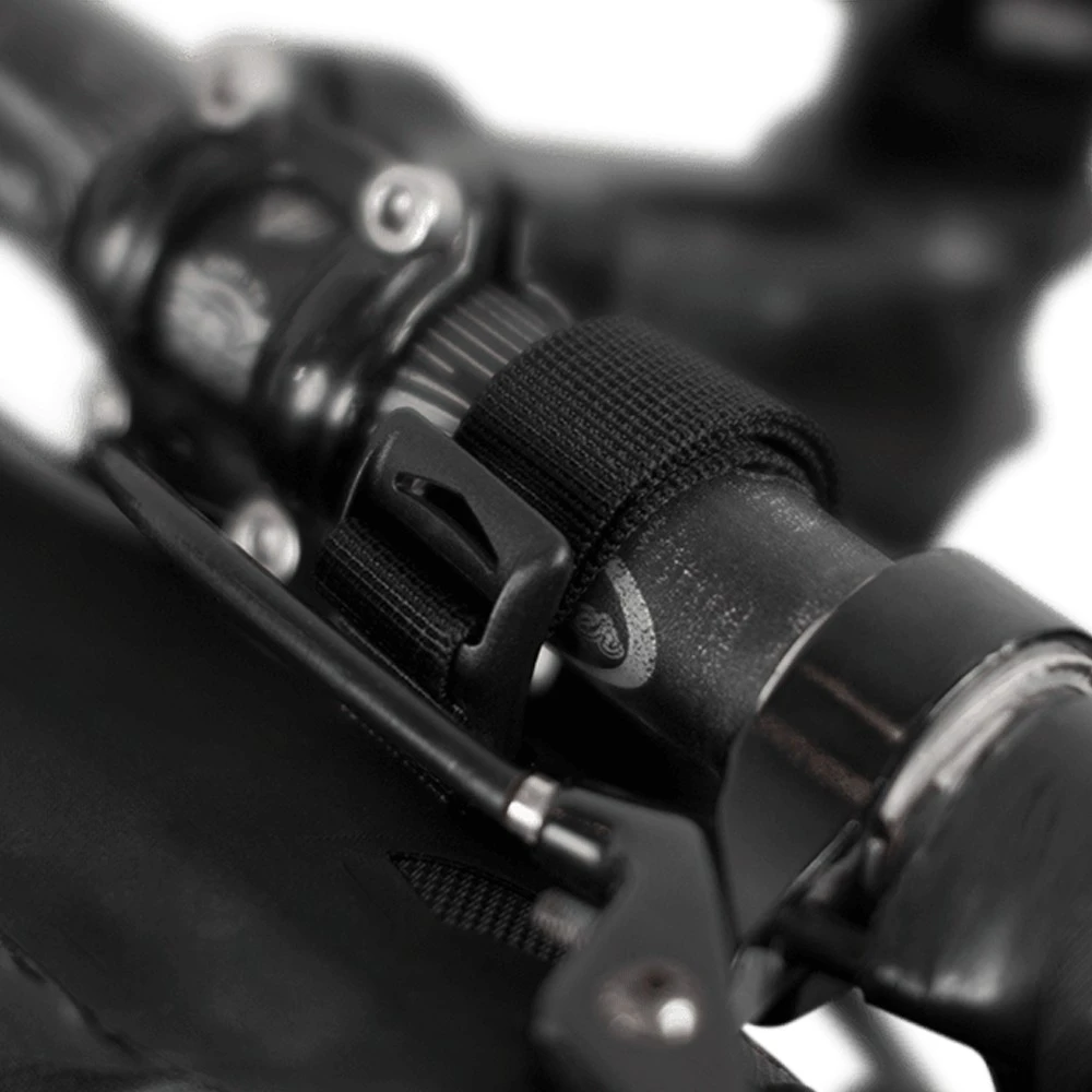 APIDURA Expedition Handlebar Pack 14L - Image 4