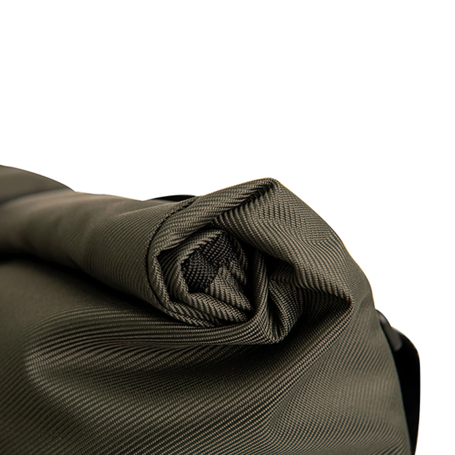 Brompton Borough Roll Top Bag Medium - Image 7