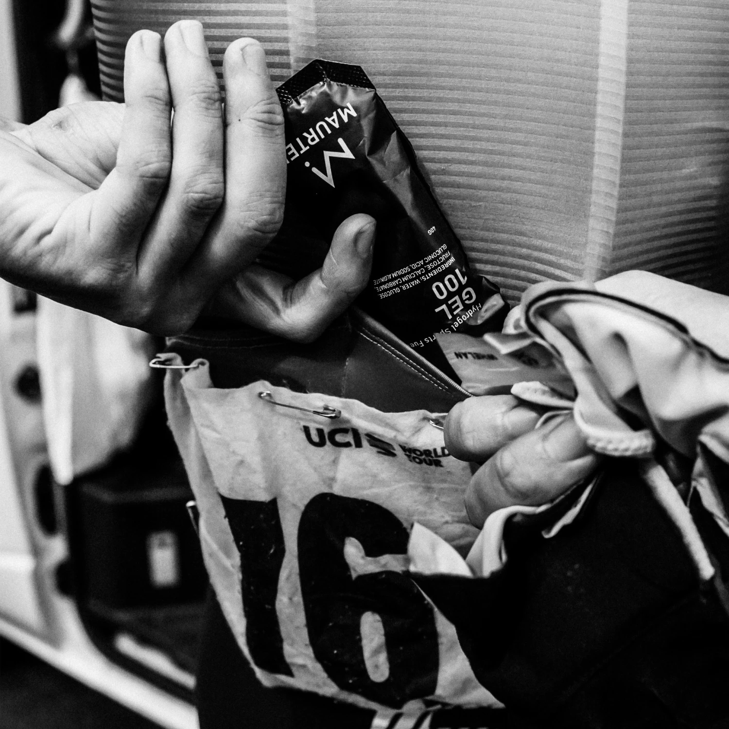 Maurten Energy Gel 100 Box Of 12 Gels - Image 5